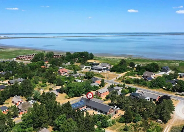 0181-romo-gammel-skolevej-7 Casa de Férias *